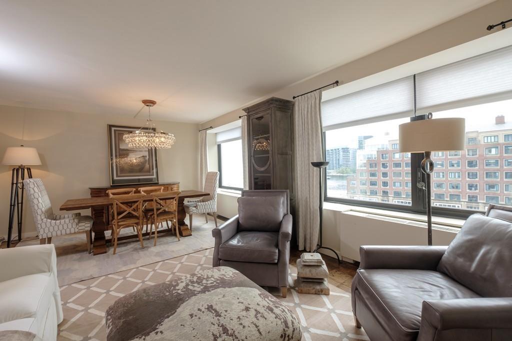 85 E India Row - Photo 1