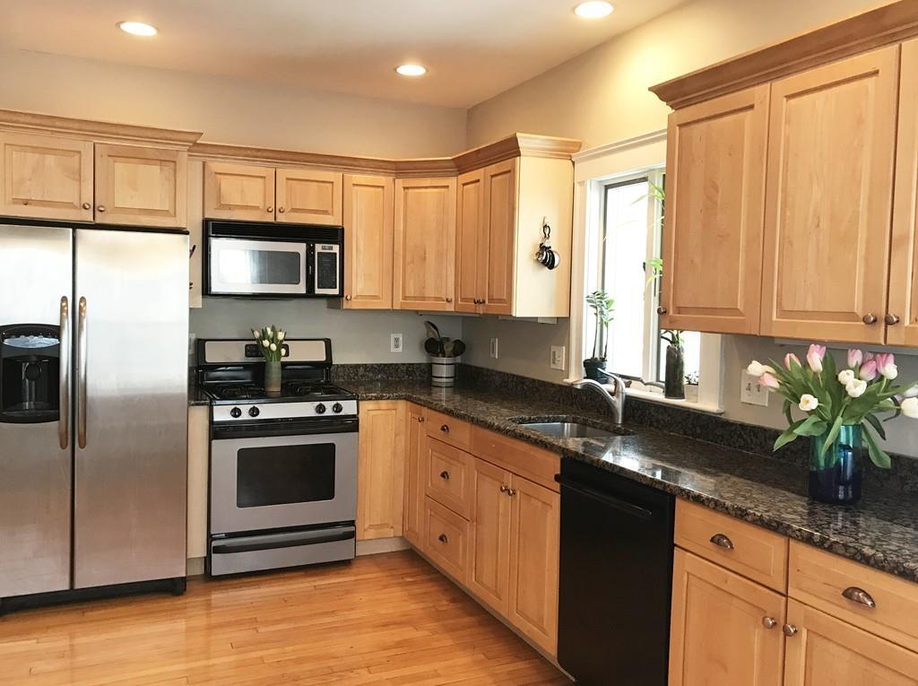 46 Spruce St - Photo 1