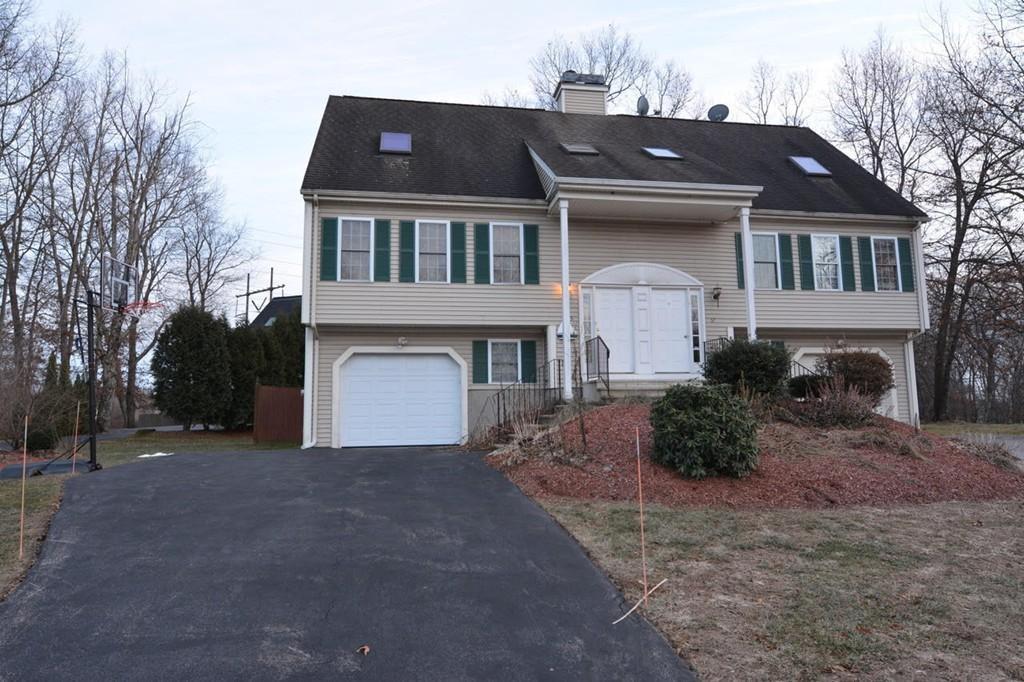 55 Arrowwood Dr - Photo 1