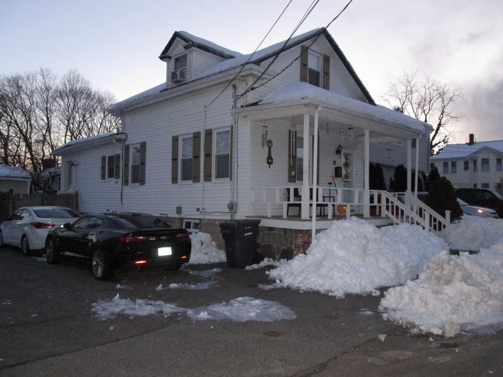 43 Bingham Ave - Photo 1