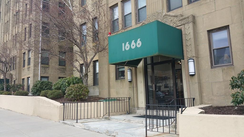 1666 Commonwealth Ave - Photo 1