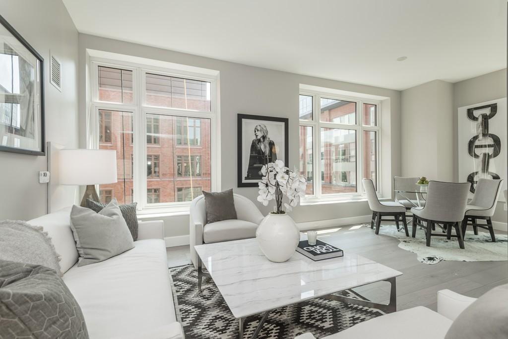 100 Lovejoy Place - Photo 1