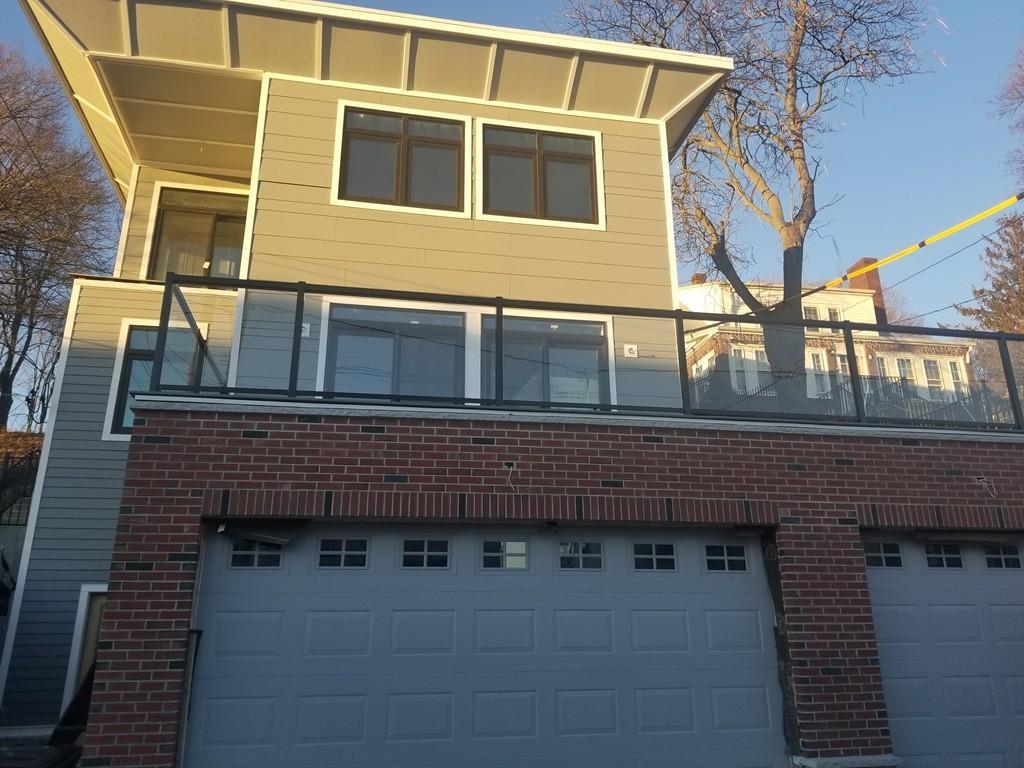 115 Gladstone St. - Photo 1