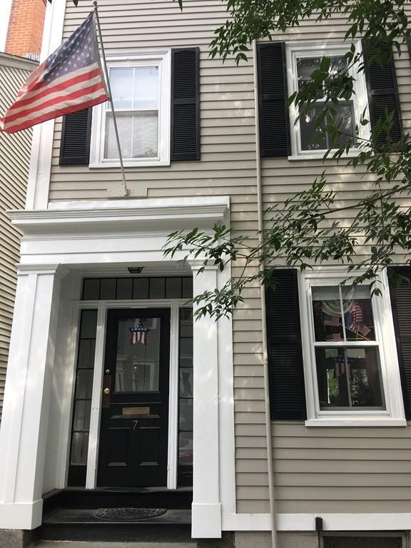 7 Lexington Street - Photo 1