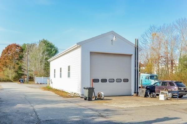 365 Elm St - Photo 1
