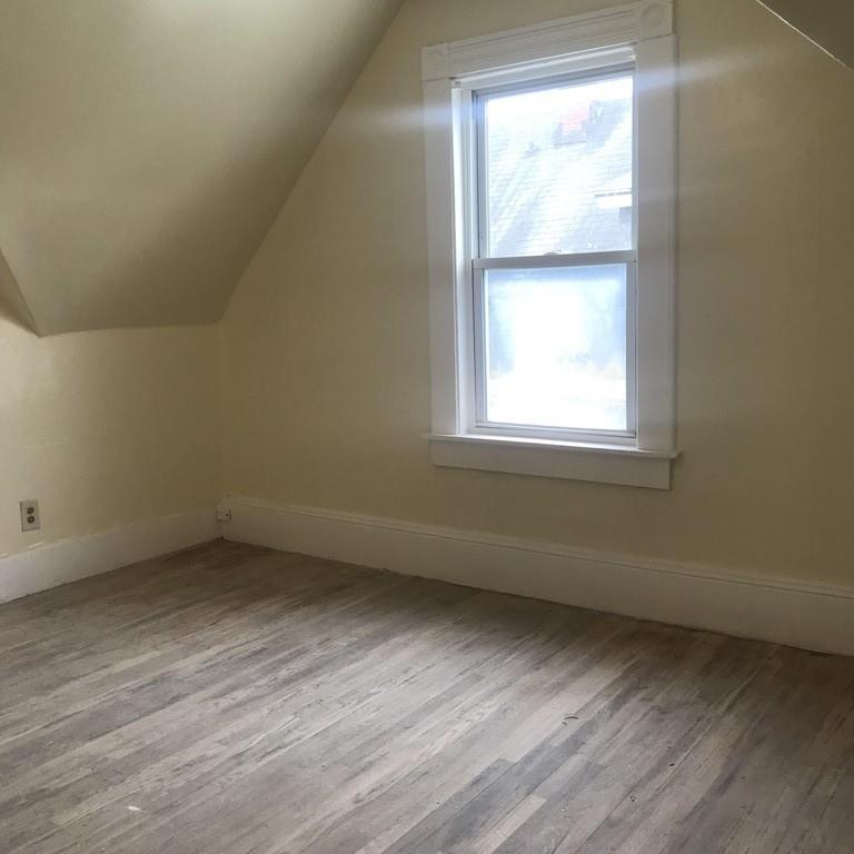 107 Newpark St - Photo 1