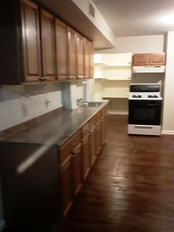 99 Ford St - Photo 1