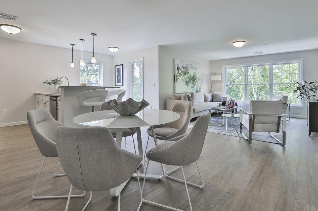 215 Fairmount Ave - Photo 1
