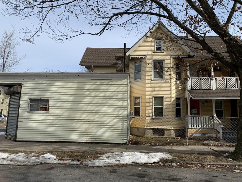 1-3 Beverly St - Photo 1