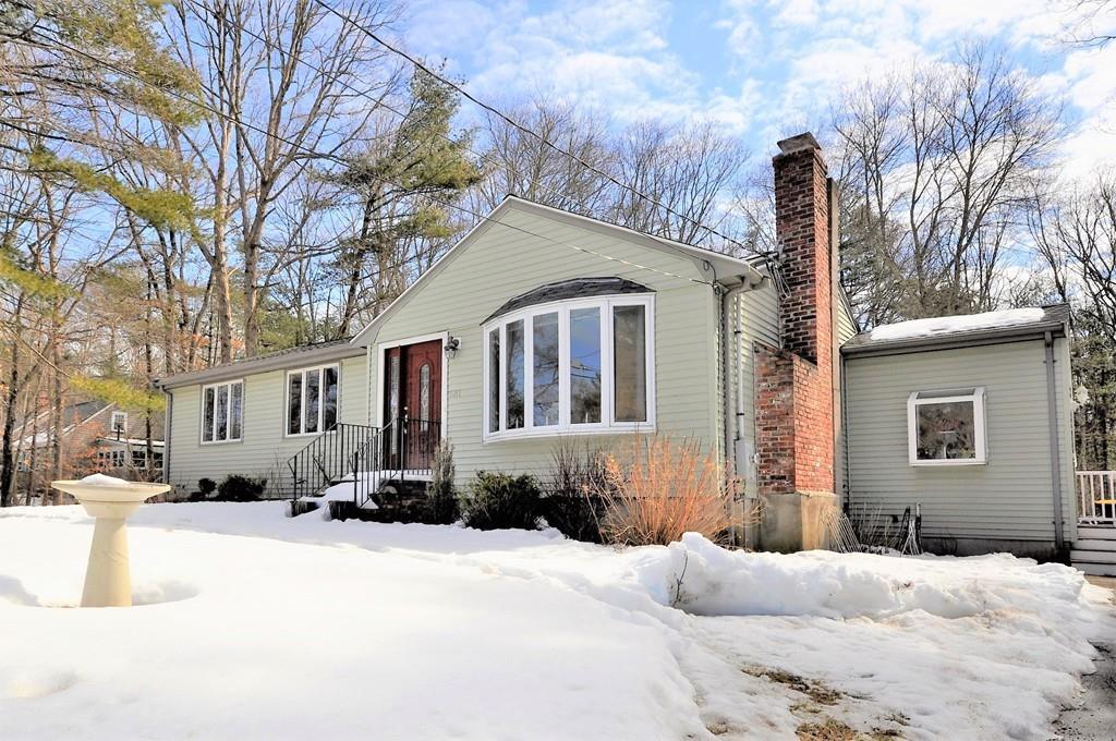 581 Winter St - Photo 1