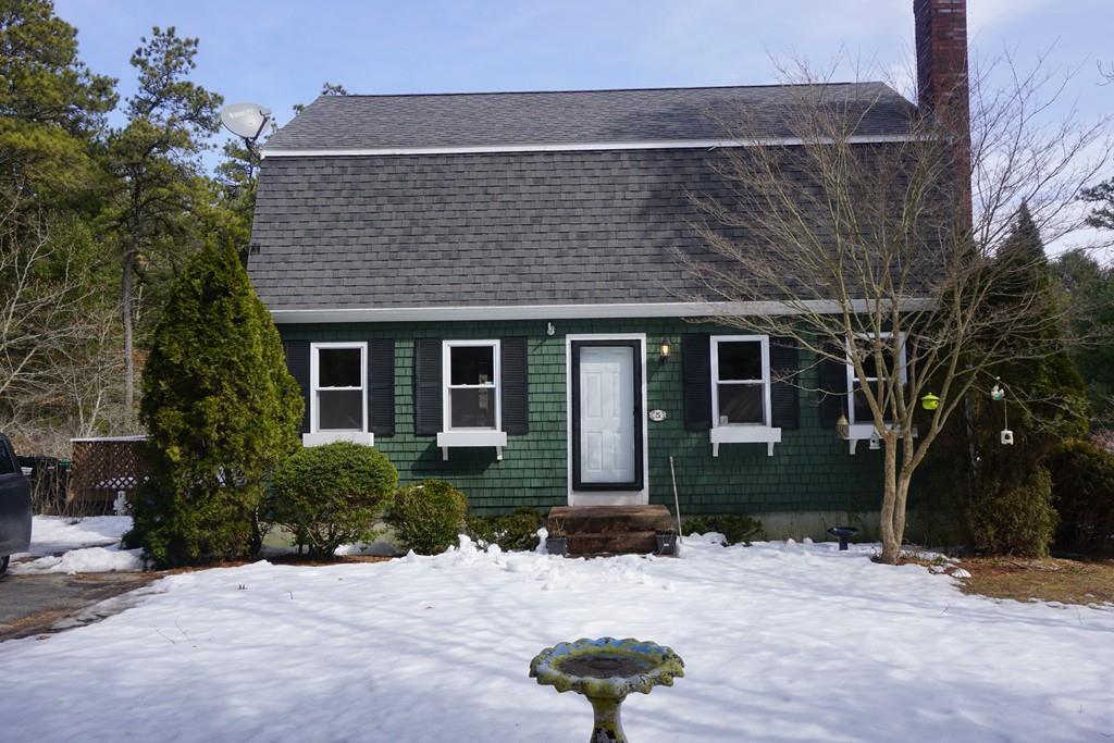 25 Maureen Way - Photo 1