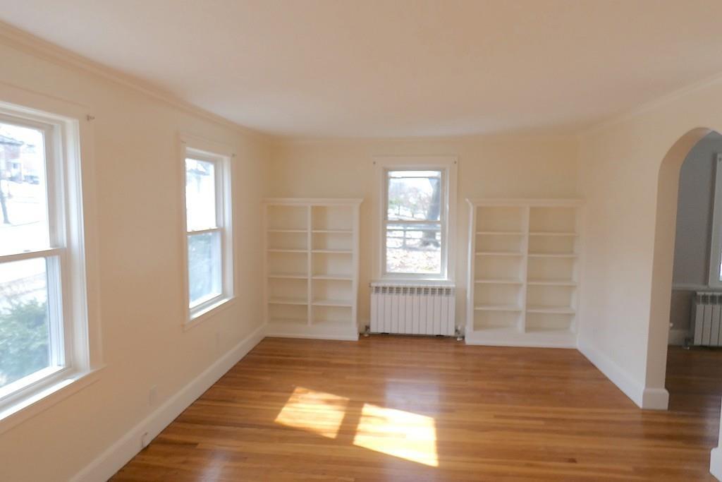 323 California Street - Photo 1