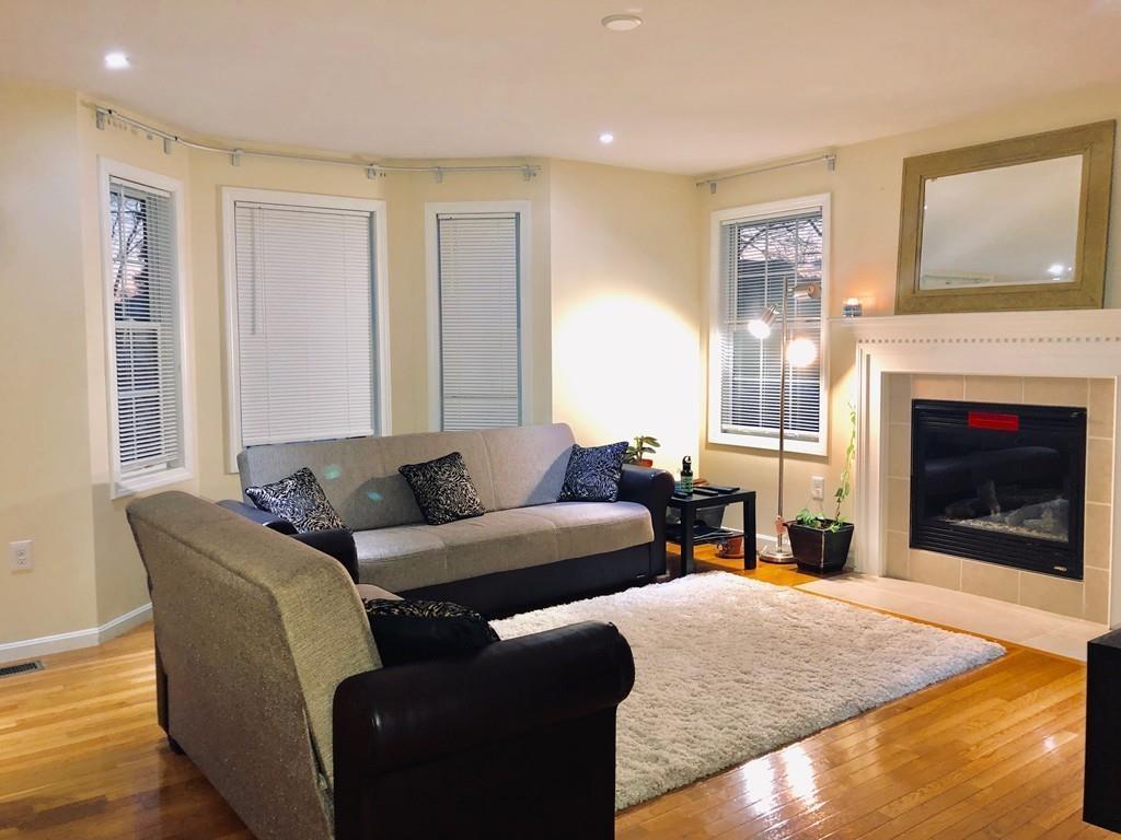 46 Camden St - Photo 1