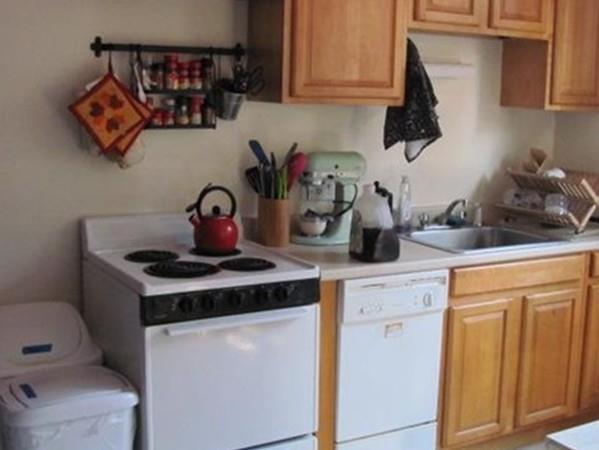 852 Huntington Ave - Photo 1