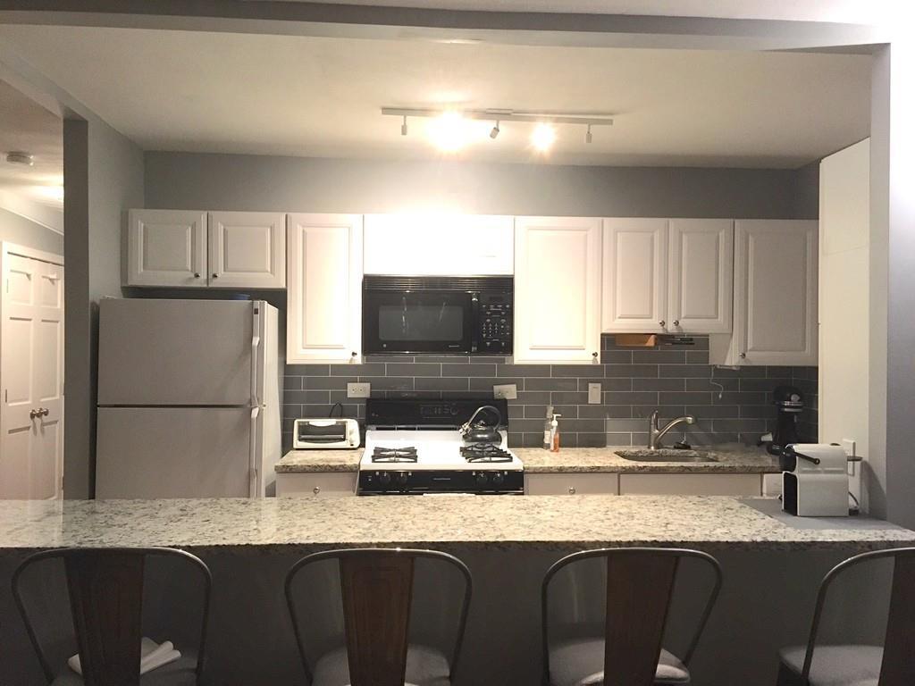 6 Whittier Place - Photo 1