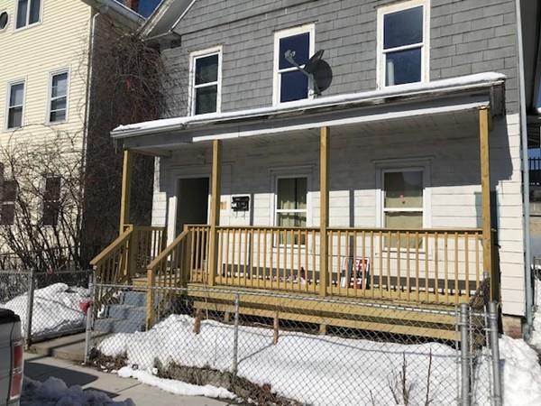122 Canterbury - Photo 1