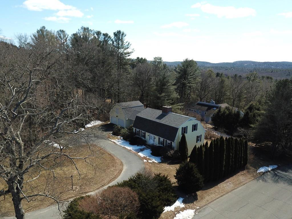 561 Station Rd - Photo 1