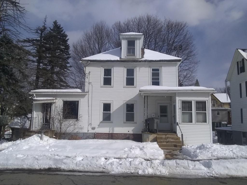 131 Graham St - Photo 1