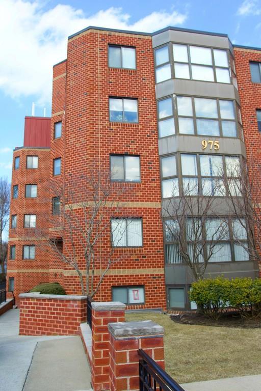 975 Massachusetts Ave - Photo 1