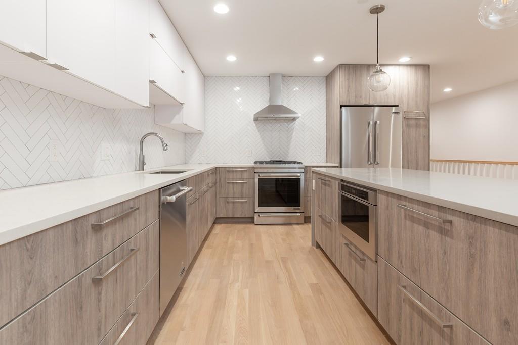 55 E Springfield St - Photo 1