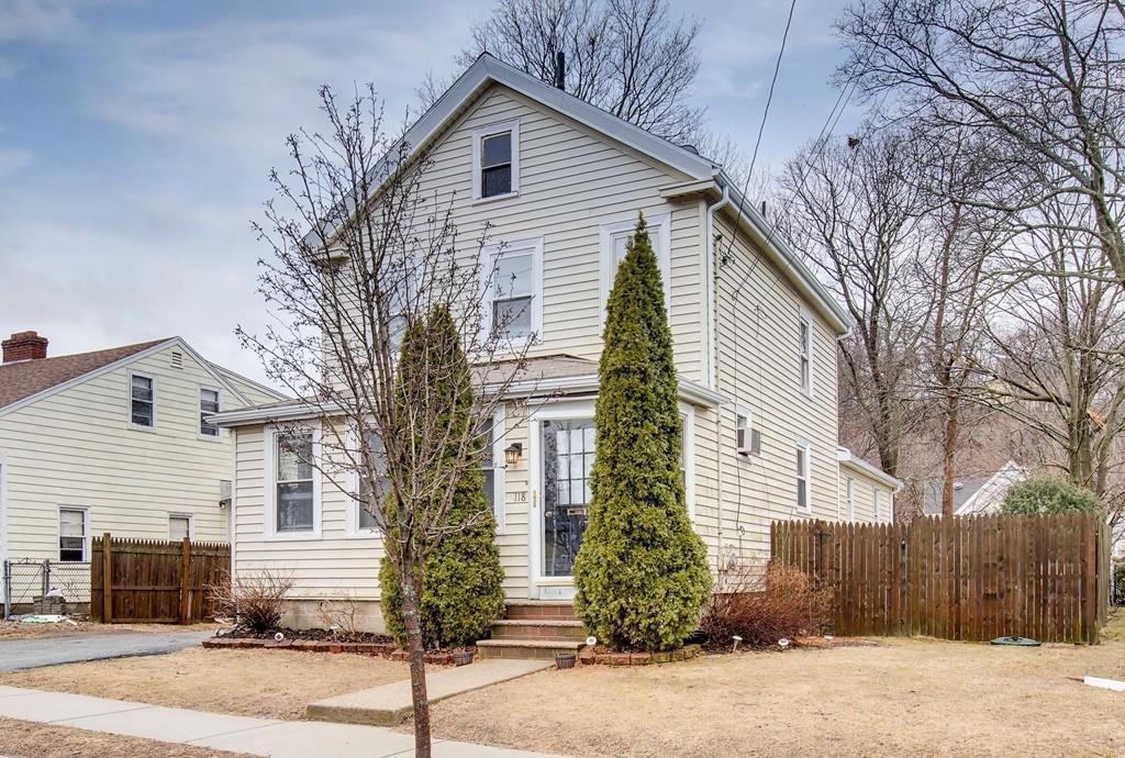 118 Linwood Ave - Photo 1