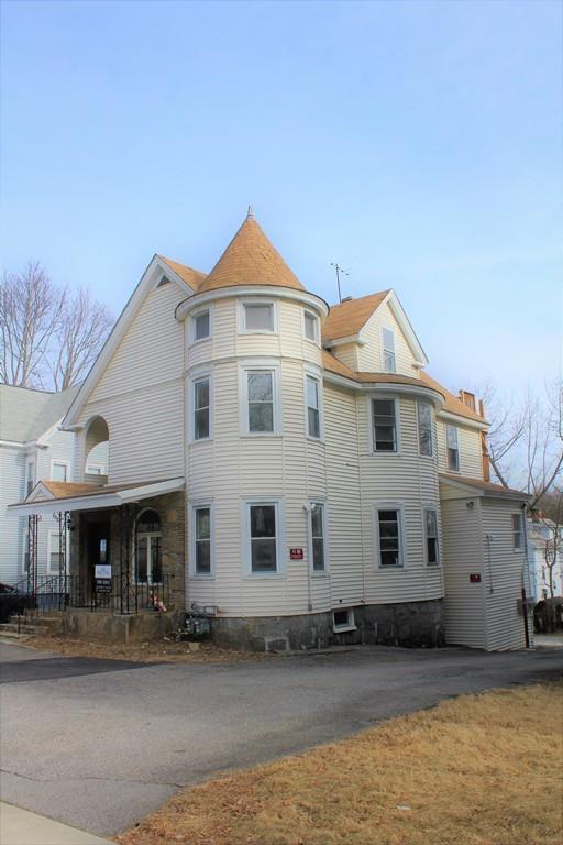 10 Richmond Ave - Photo 1