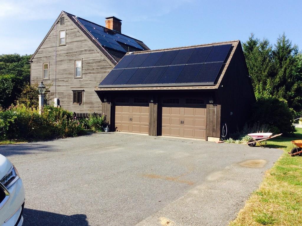 4 Lincoln St - Photo 1