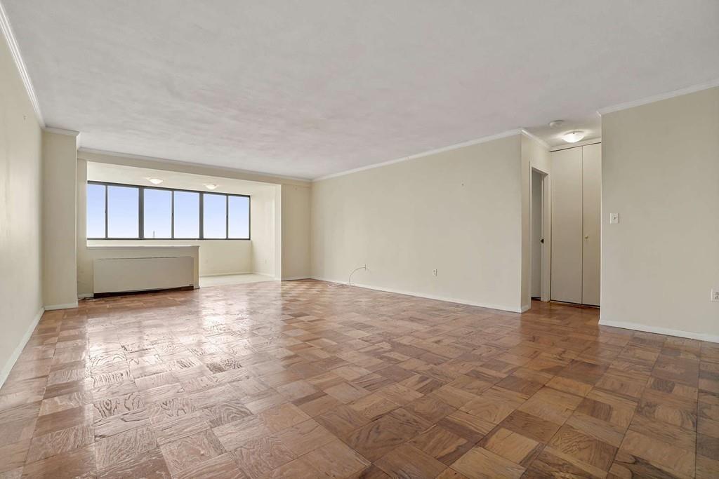 8 Whittier Place - Photo 1