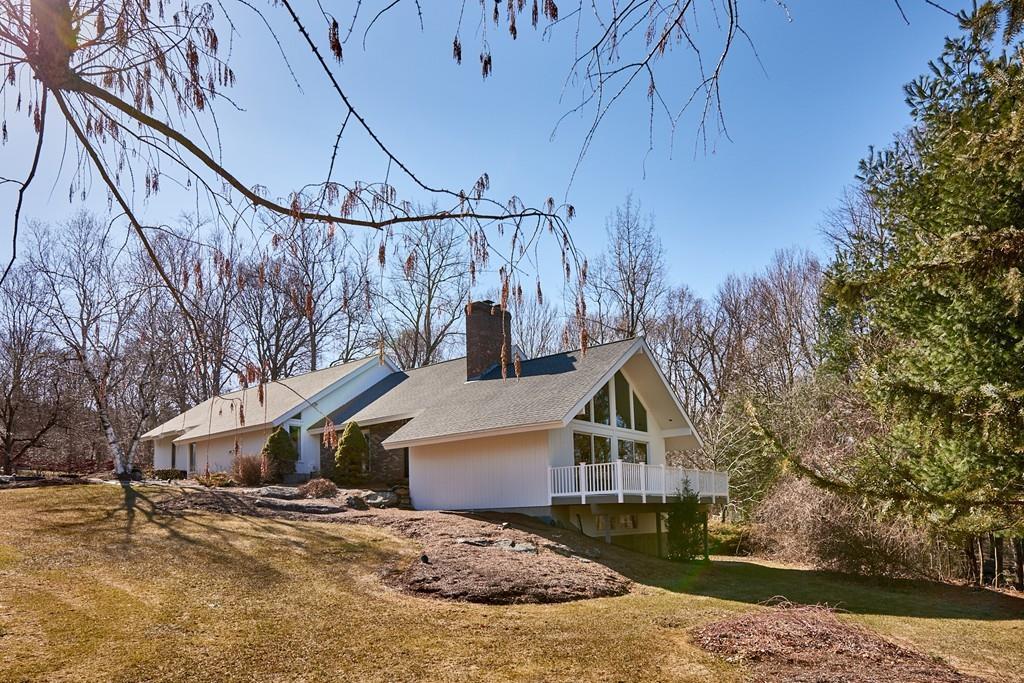 7 Highridge Road - Photo 1