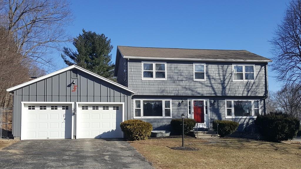 136 Winthrop Ln - Photo 1