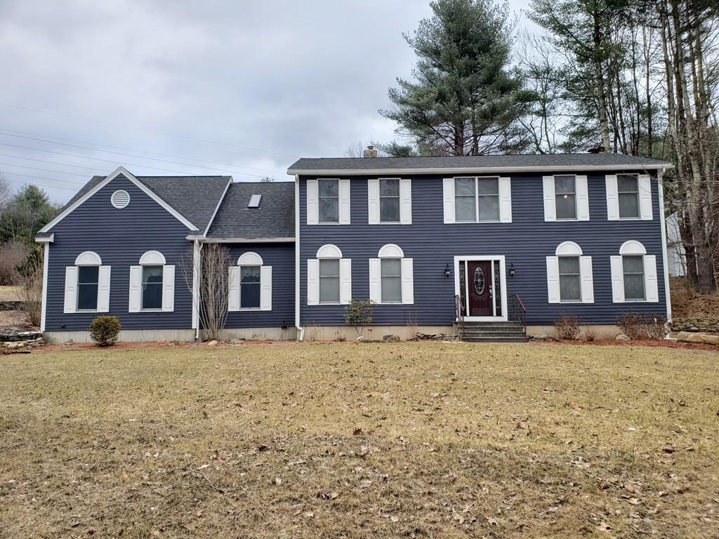 390 Marshall St - Photo 1
