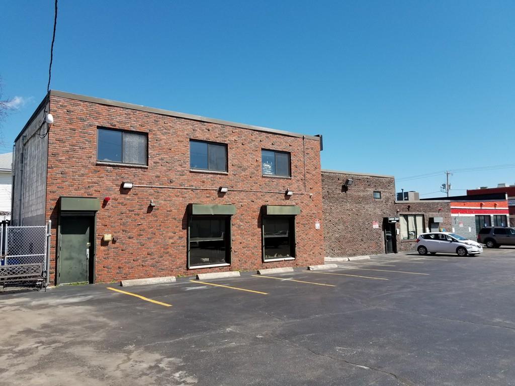 960 Broadway - Photo 1