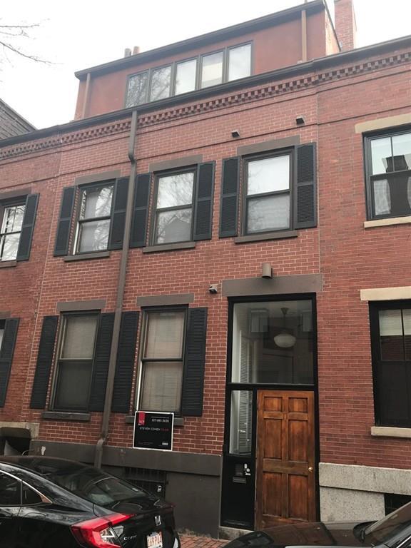 11 Bradford St - Photo 1