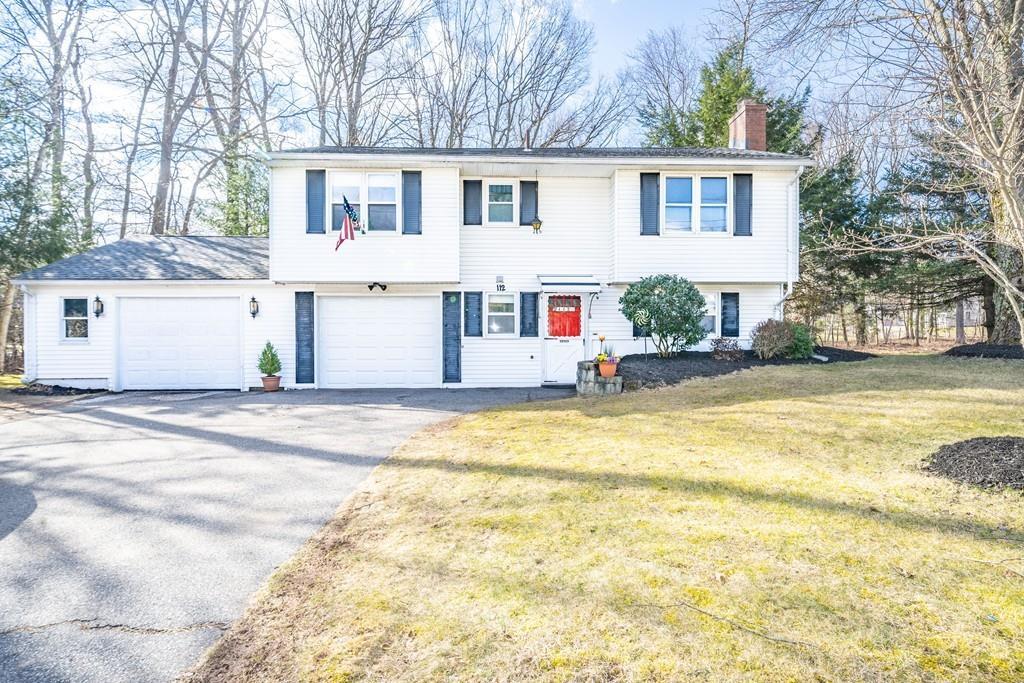 112 Chestnut St - Photo 1