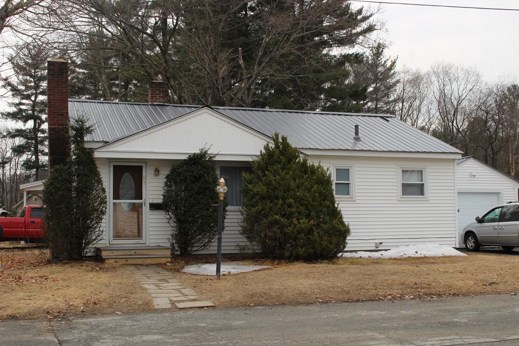 381 Twichell St - Photo 1