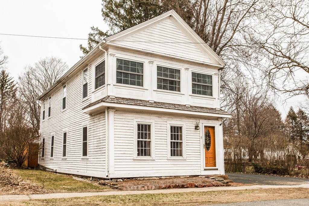 8 Sherman St - Photo 1