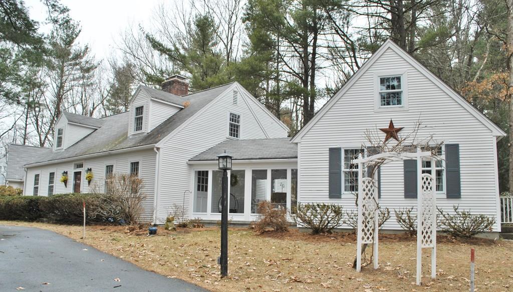8 Pinnacle Rd - Photo 1