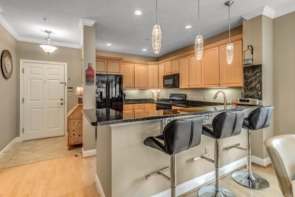 295 Salem St - Photo 1