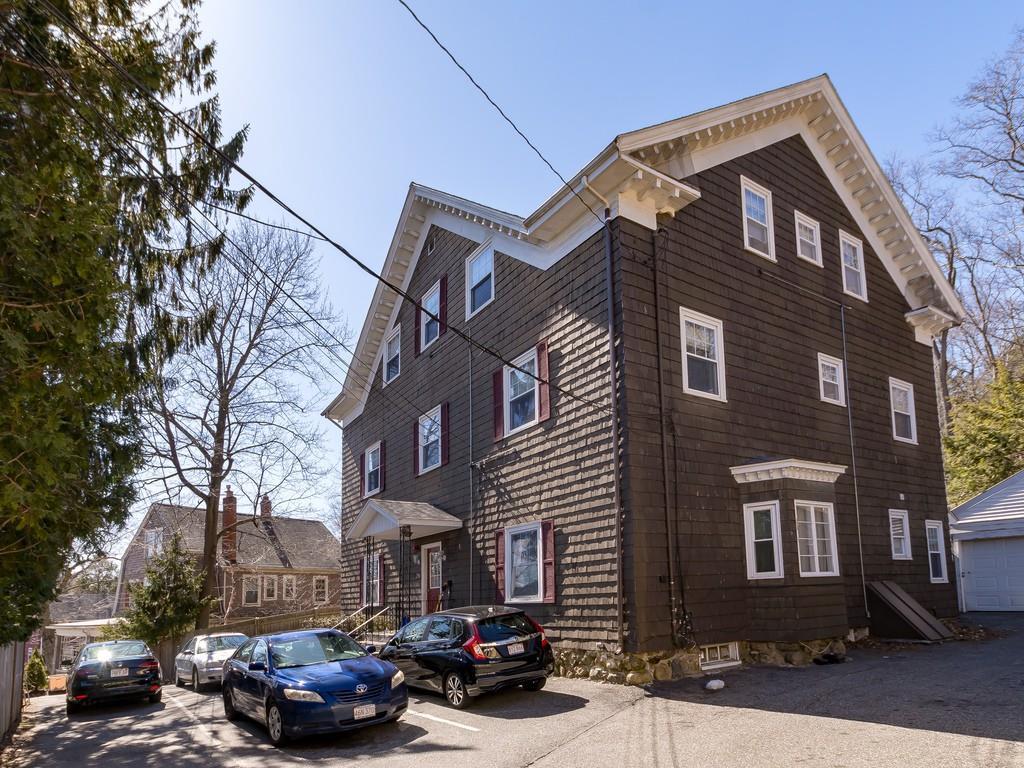 216 Lynn Fells Pkwy - Photo 1
