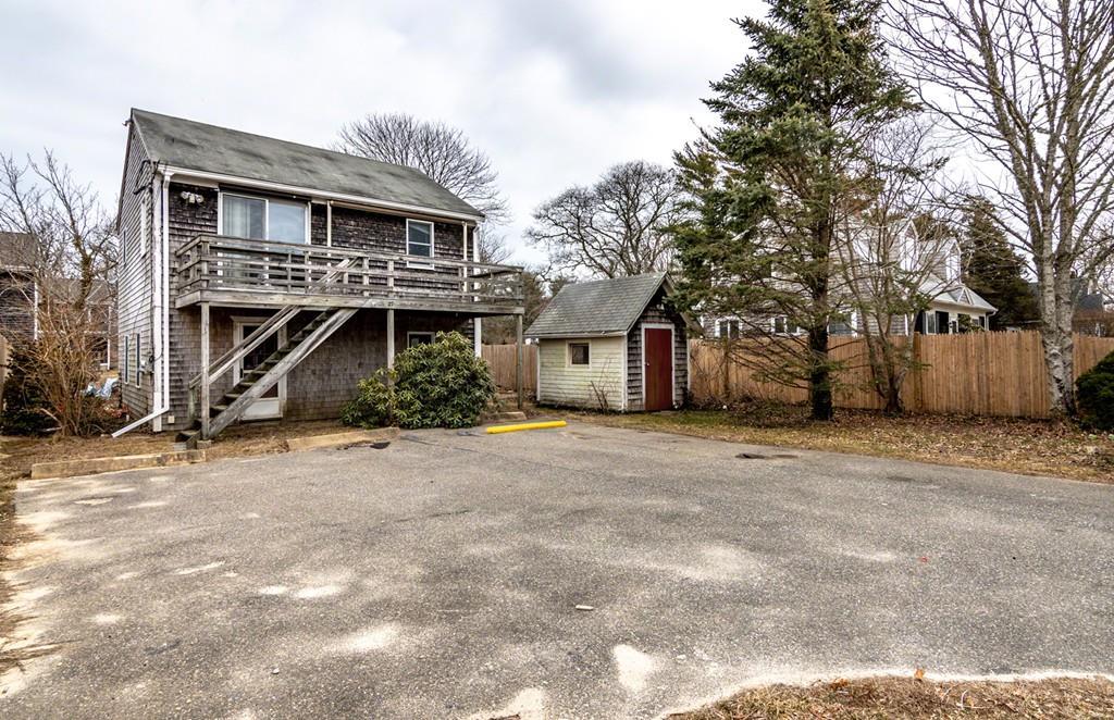 27 Curtis Lane - Photo 1
