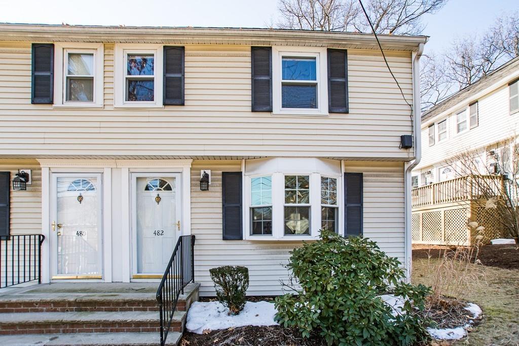 482 Summer St - Photo 1