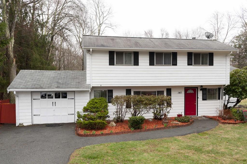 140 East Foxboro St - Photo 1