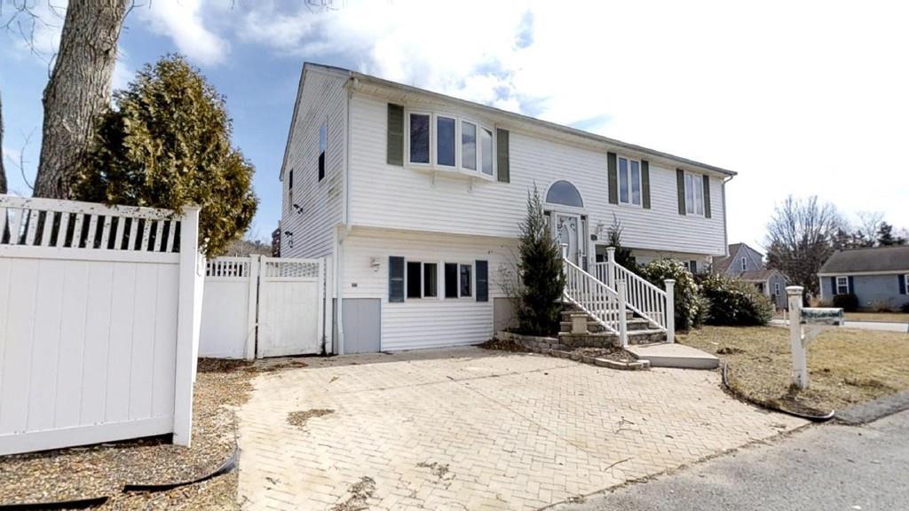 8 Michele Ln - Photo 1