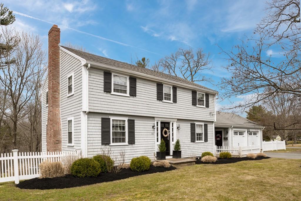 143 Gardner St - Photo 1