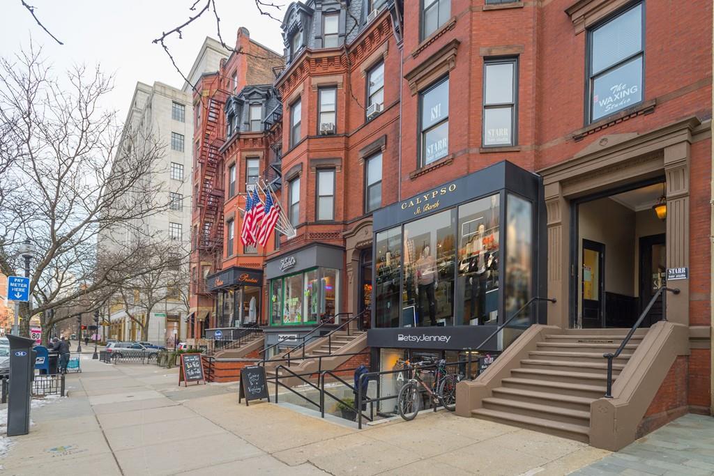 111-115 Newbury Street - Photo 1