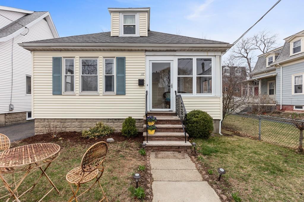 98 Dudley St - Photo 1