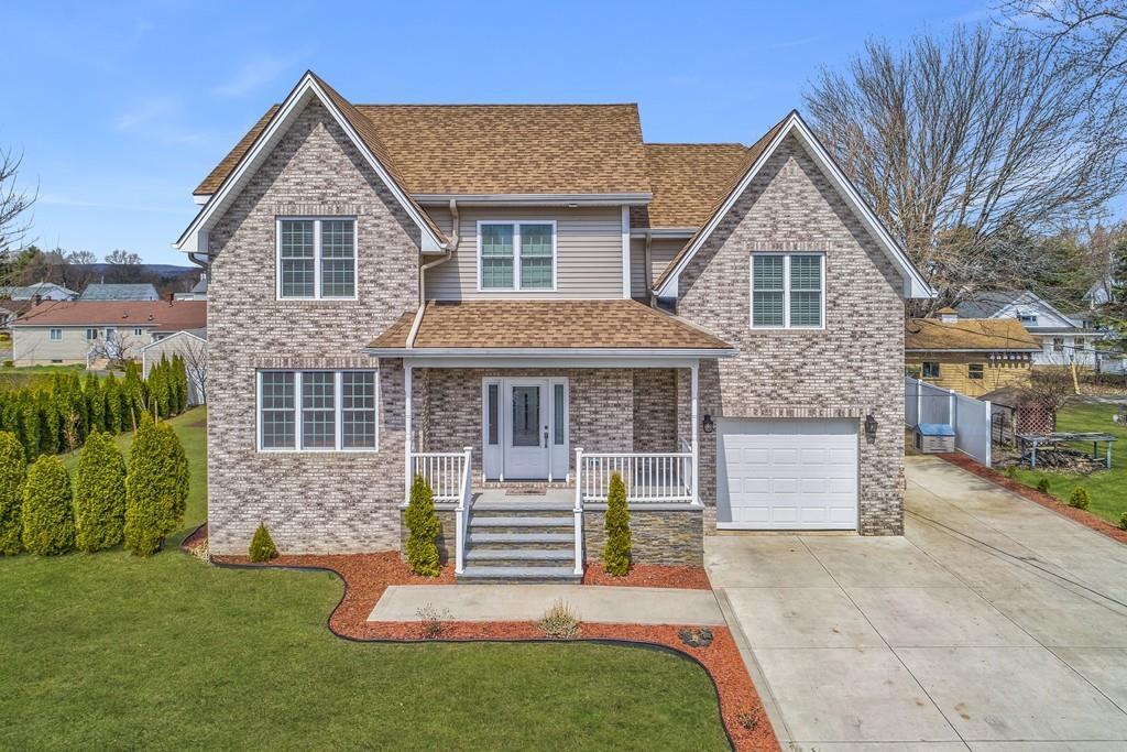 18 Whittier Pl - Photo 1