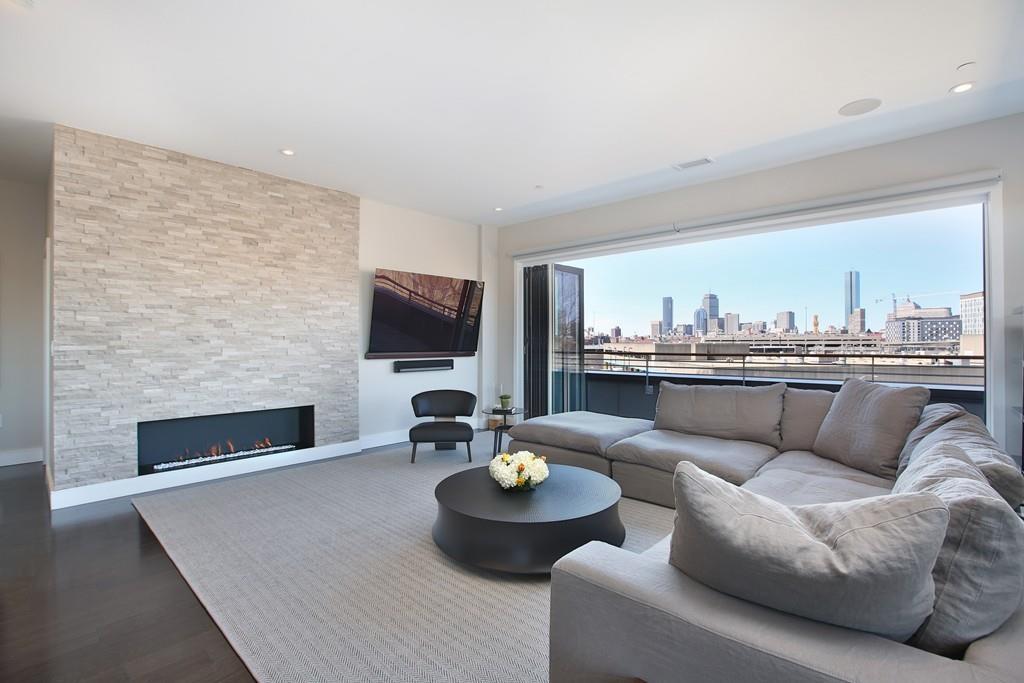 2 West 6th Street - Photo 1