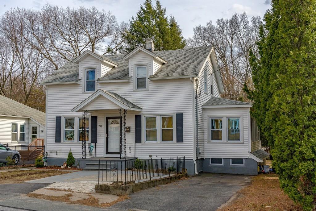 38 Rolfe Ave - Photo 1