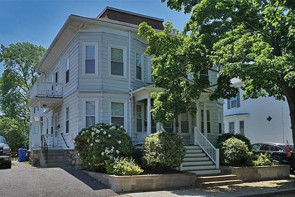181 Robbins St - Photo 1